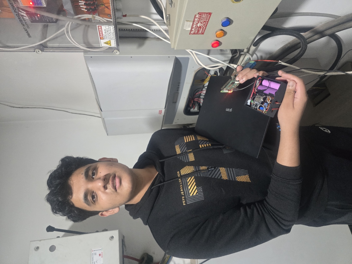 Holding the AeiX gateway PCB
